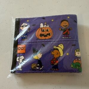 Harveys Purple Peanuts Halloween Wallet